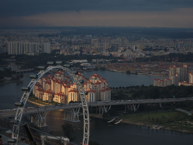 10_its_bigger_than_the_london_eye.jpg